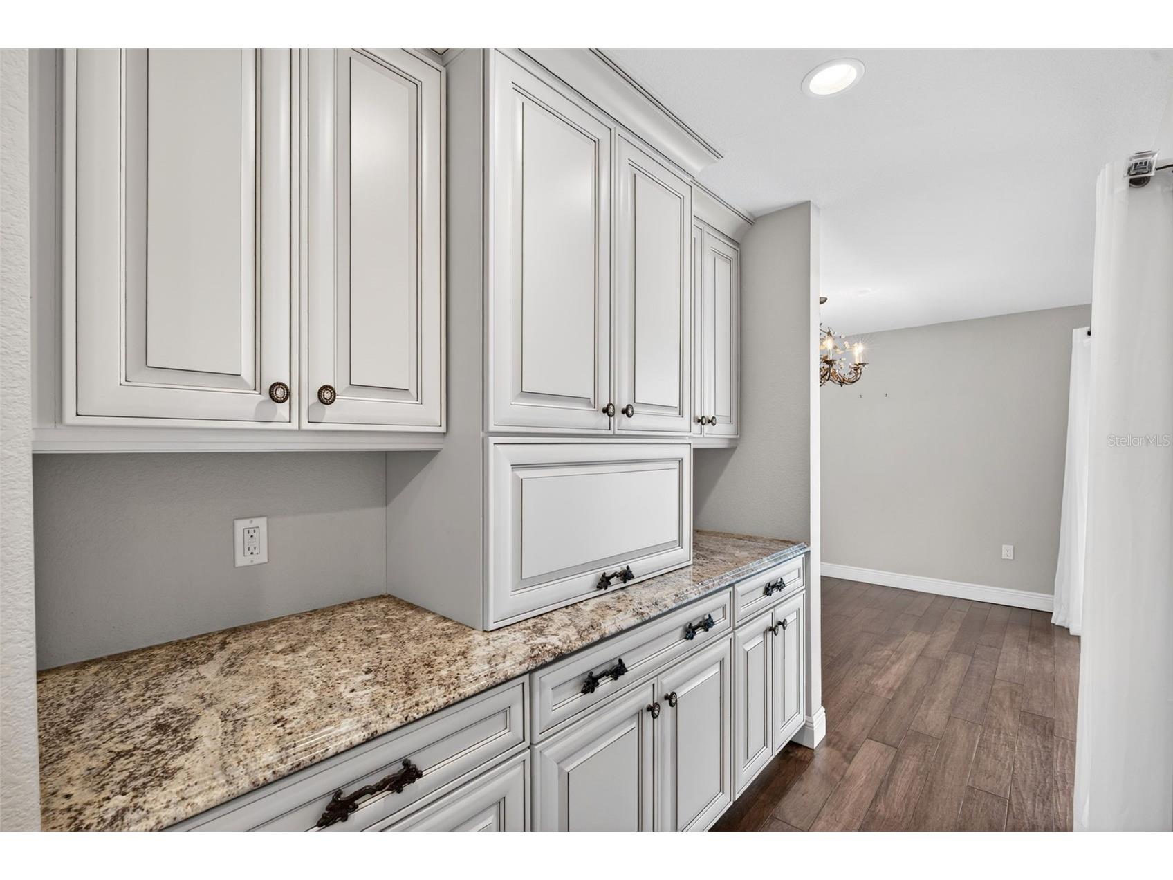 3695 Country Place Boulevard Sarasota FL 34233 A4694382 image16