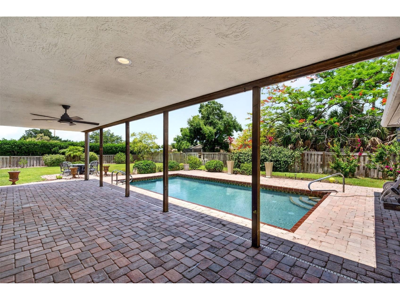 3695 Country Place Boulevard Sarasota FL 34233 A4694382 image48