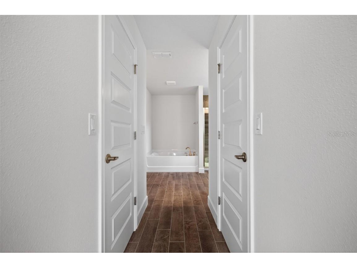 36951 Hidden View Dade City FL 33523 TB8426241 image56