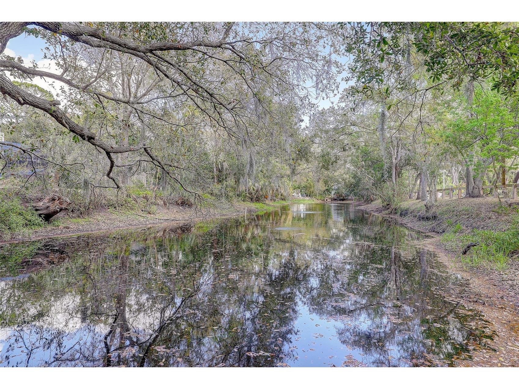 3696 Quiet Pond Lane Sarasota FL 34235 A4683404 image52