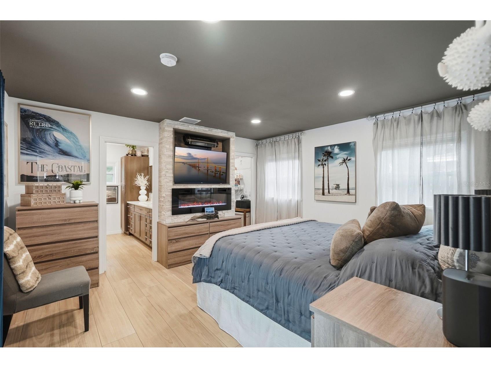 3698 61st Way N Saint Petersburg FL 33710 TB8495729 image13