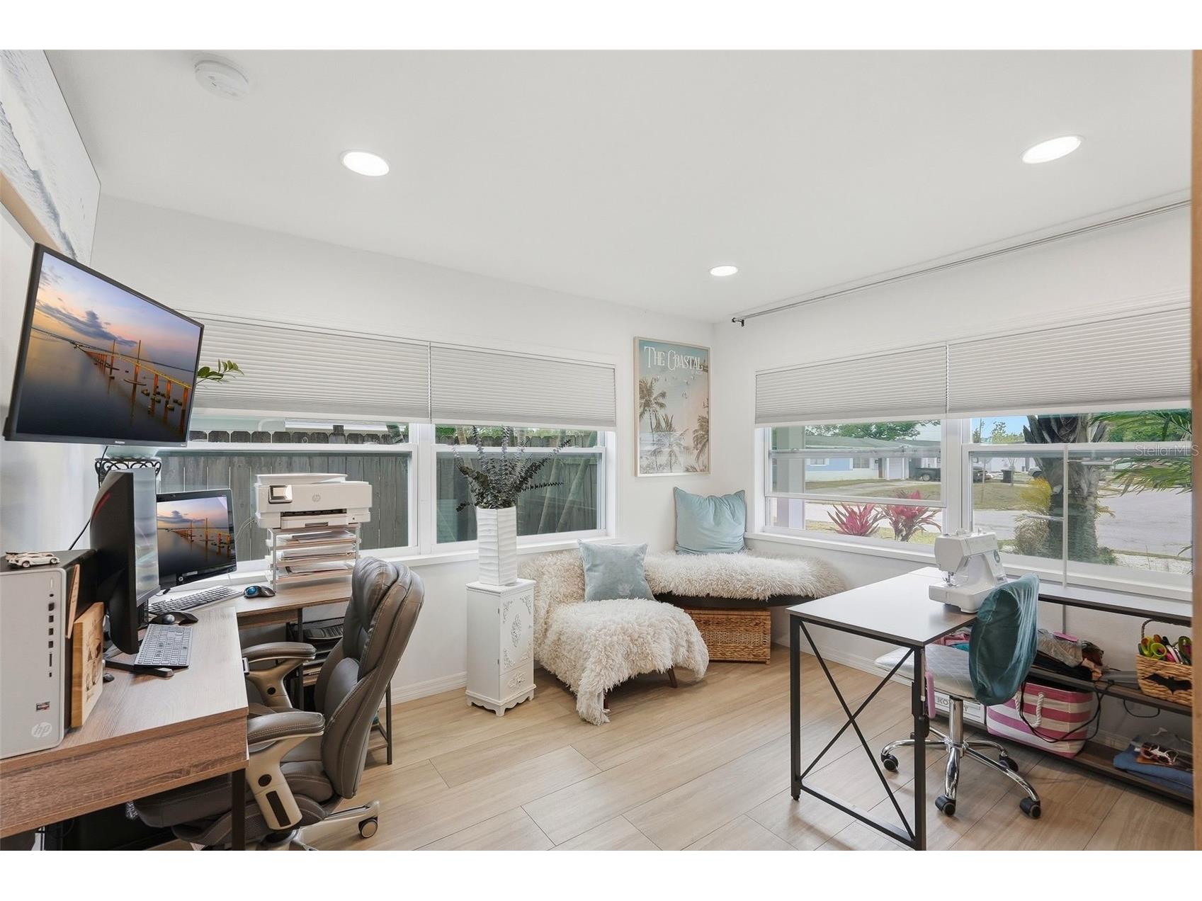 3698 61st Way N Saint Petersburg FL 33710 TB8495729 image18