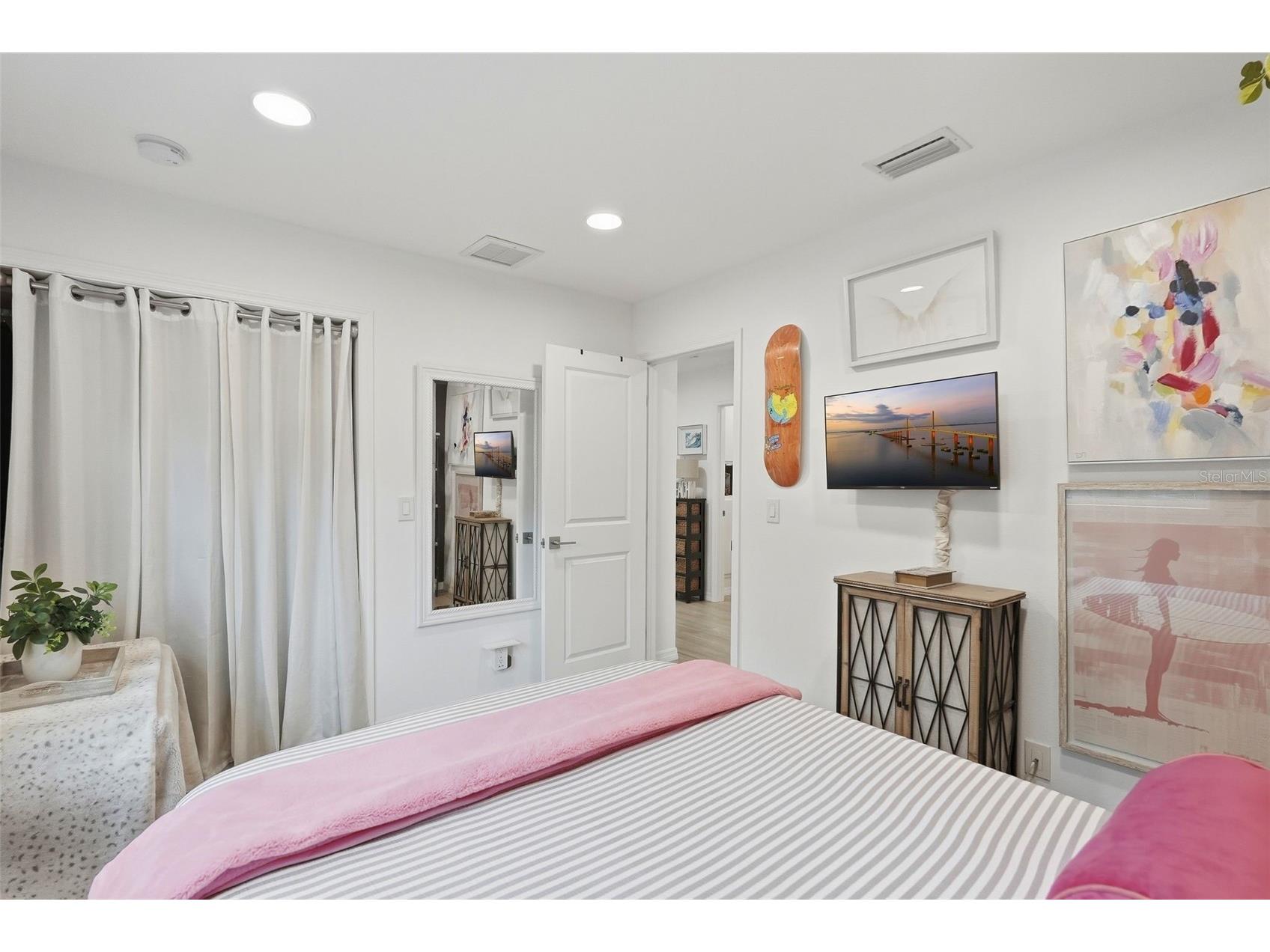 3698 61st Way N Saint Petersburg FL 33710 TB8495729 image21