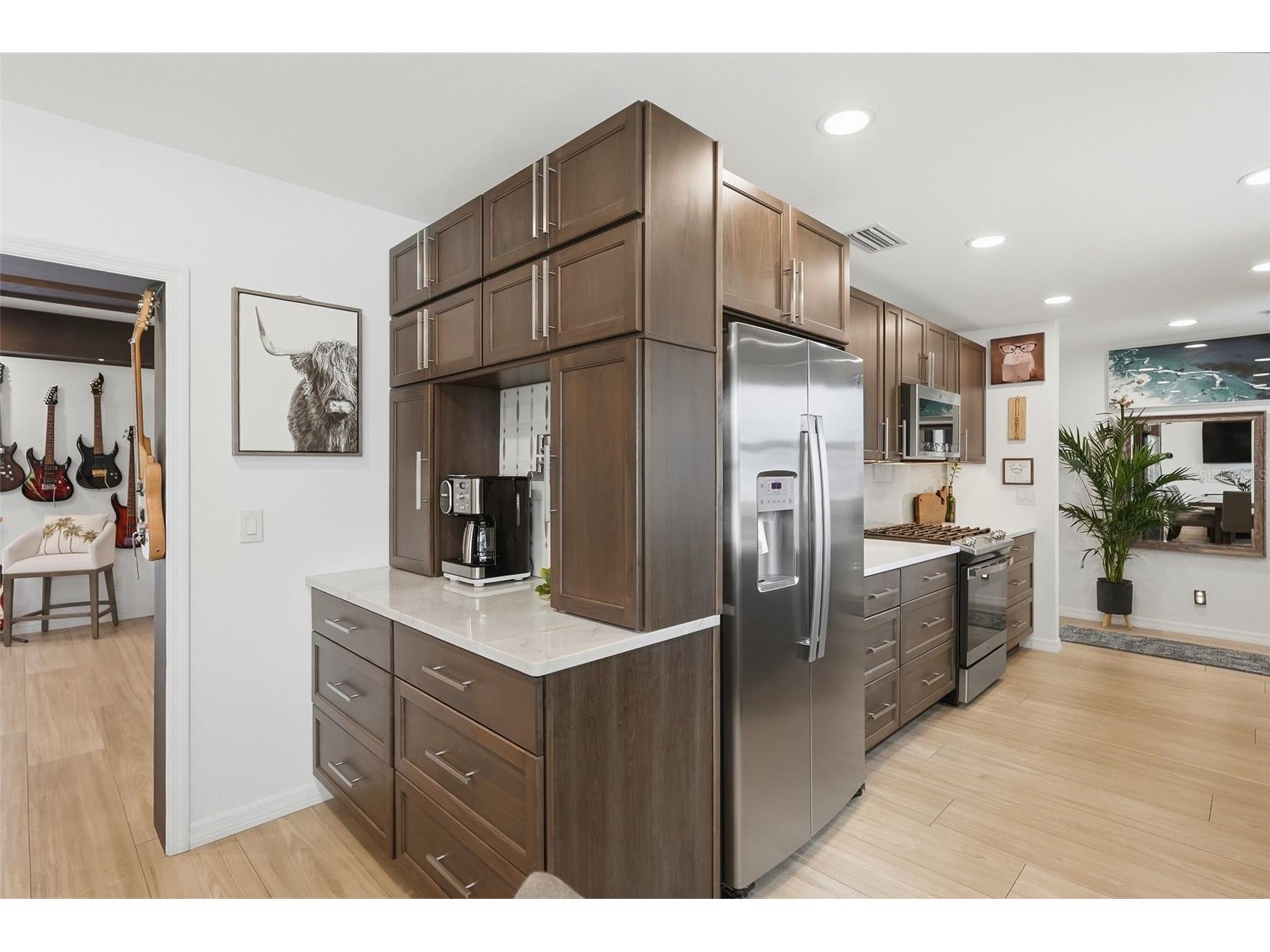3698 61st Way N Saint Petersburg FL 33710 TB8495729 image9