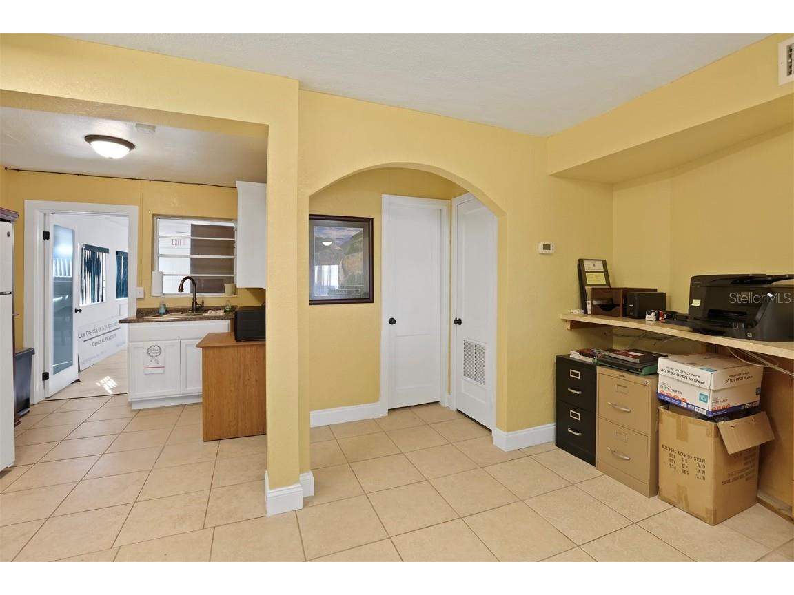 37 & 0 W Central Avenue Lake Wales FL 33853 K4902733 image9