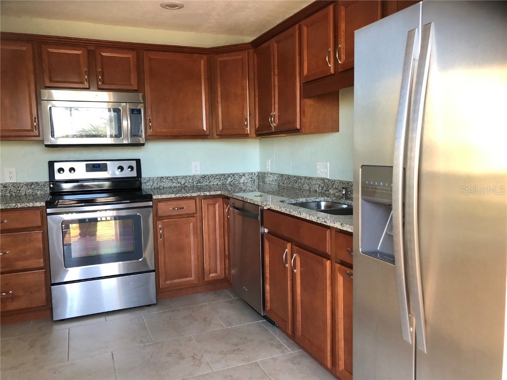 37 144th Avenue #4 Saint Petersburg FL 33708 TB8450328 image5