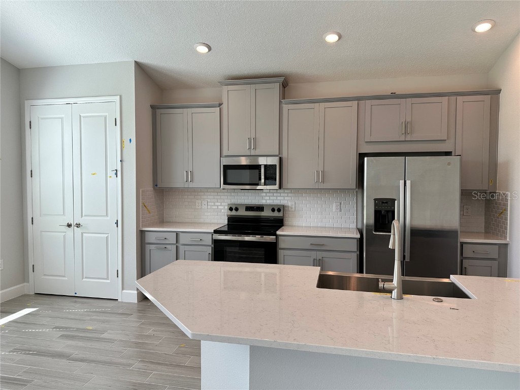 37 Armoyan Drive Palm Coast FL 32137 O6351190 image2