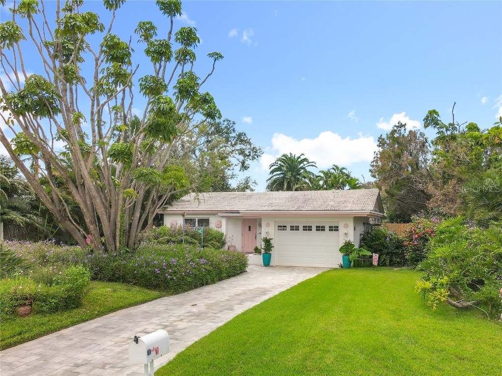 37 Dolphin Drive #A Treasure Island FL 33706 TB8428424 image1