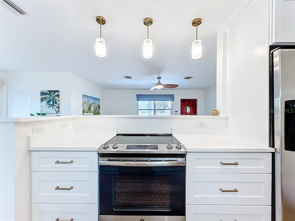 37 Dolphin Drive #A Treasure Island FL 33706 TB8428424 image12