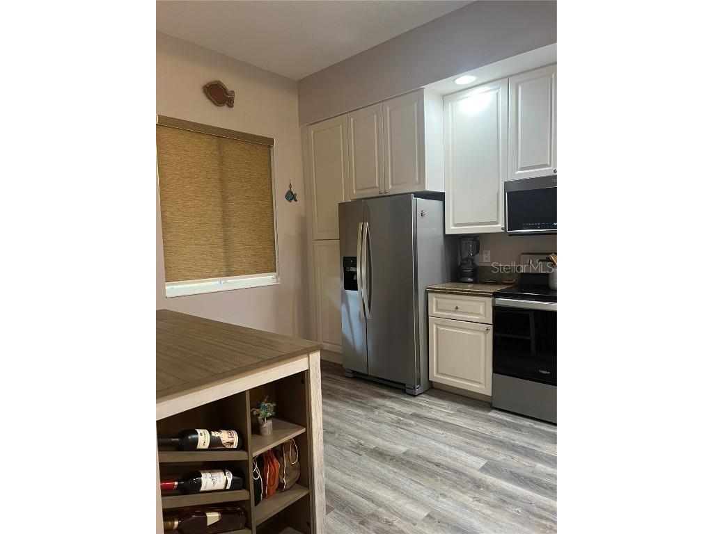 37 E Harbour Isle Drive E #206 Fort Pierce FL 34949 O6355838 image3