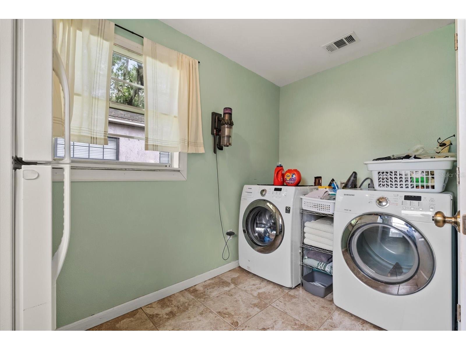 37 E Vanderbilt Street Orlando FL 32804 O6388580 image23