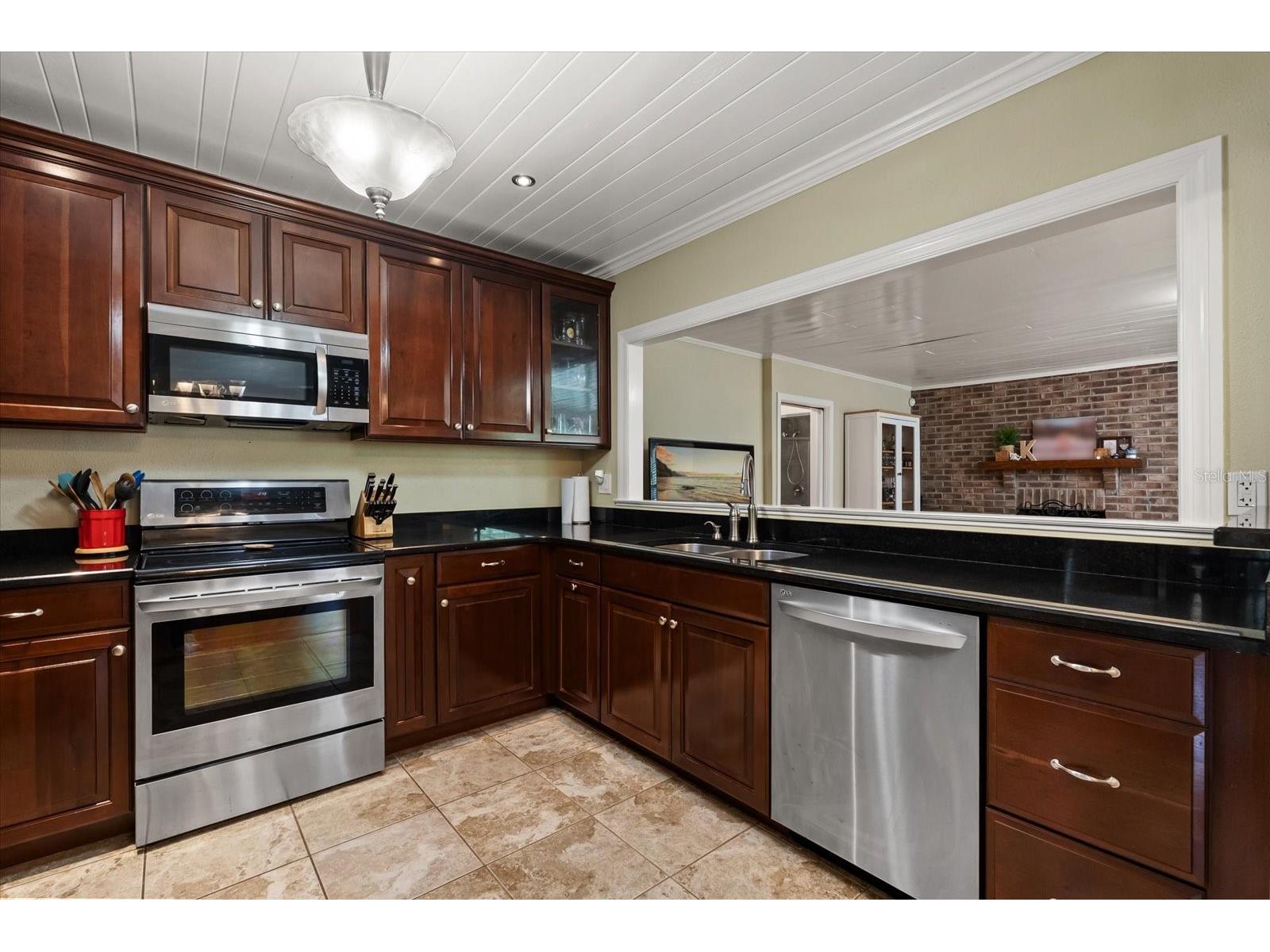 37 E Vanderbilt Street Orlando FL 32804 O6388580 image9
