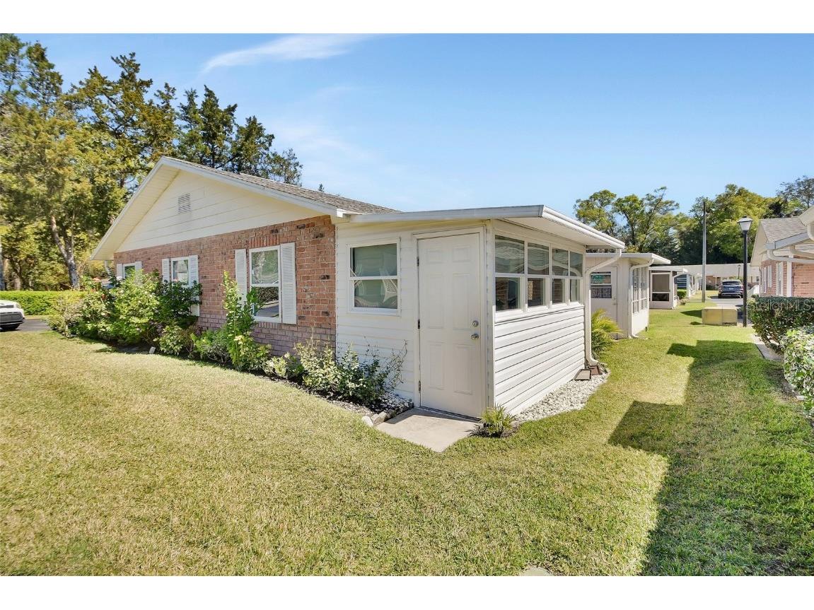 37 Fairway Court #C Deland FL 32724 V4941429 image27