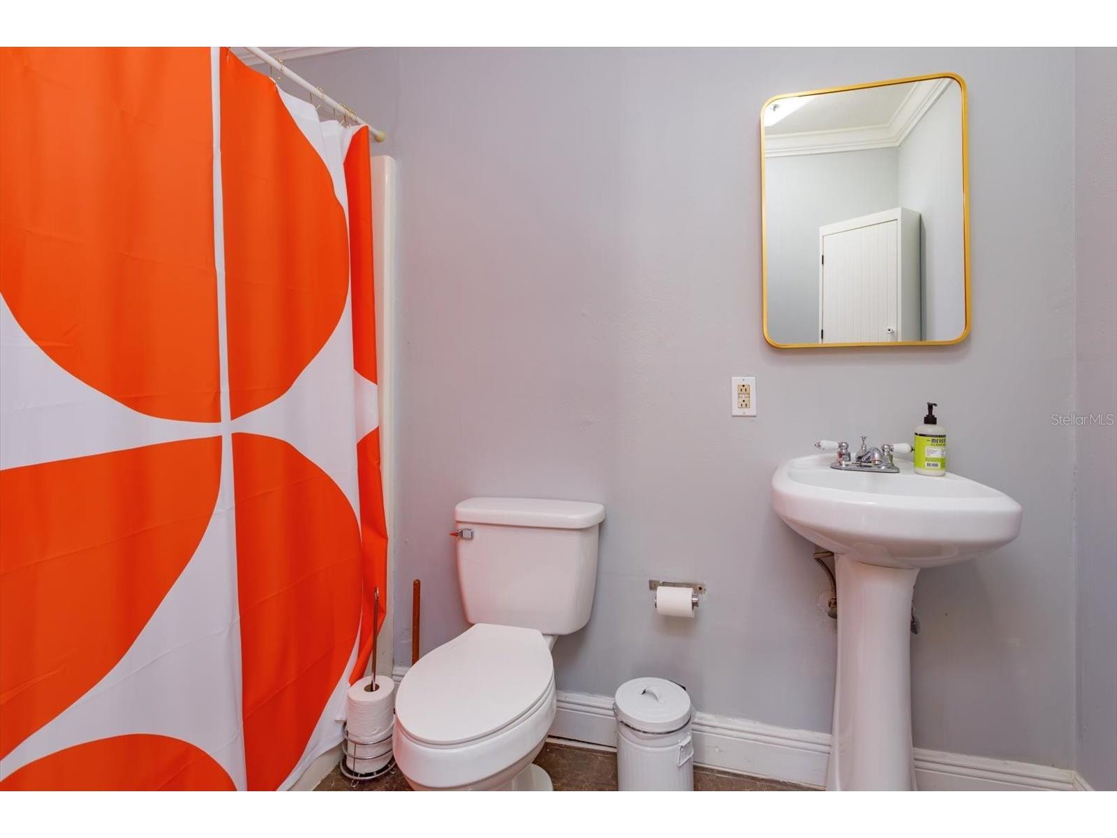37 Hill Avenue Orlando FL 32801 O6387673 image9