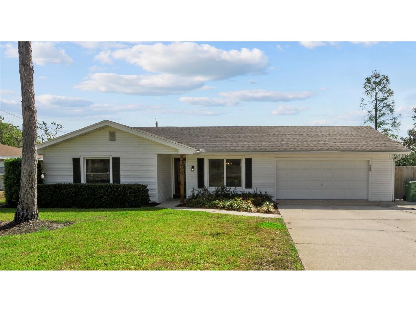 37 Lake Link Circle SE Winter Haven FL 33884 P4925176 image1