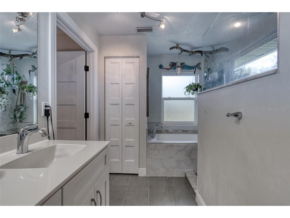 37 Reynolds Avenue Ormond Beach FL 32174 - HALIFAX RIVER V4946383 image29