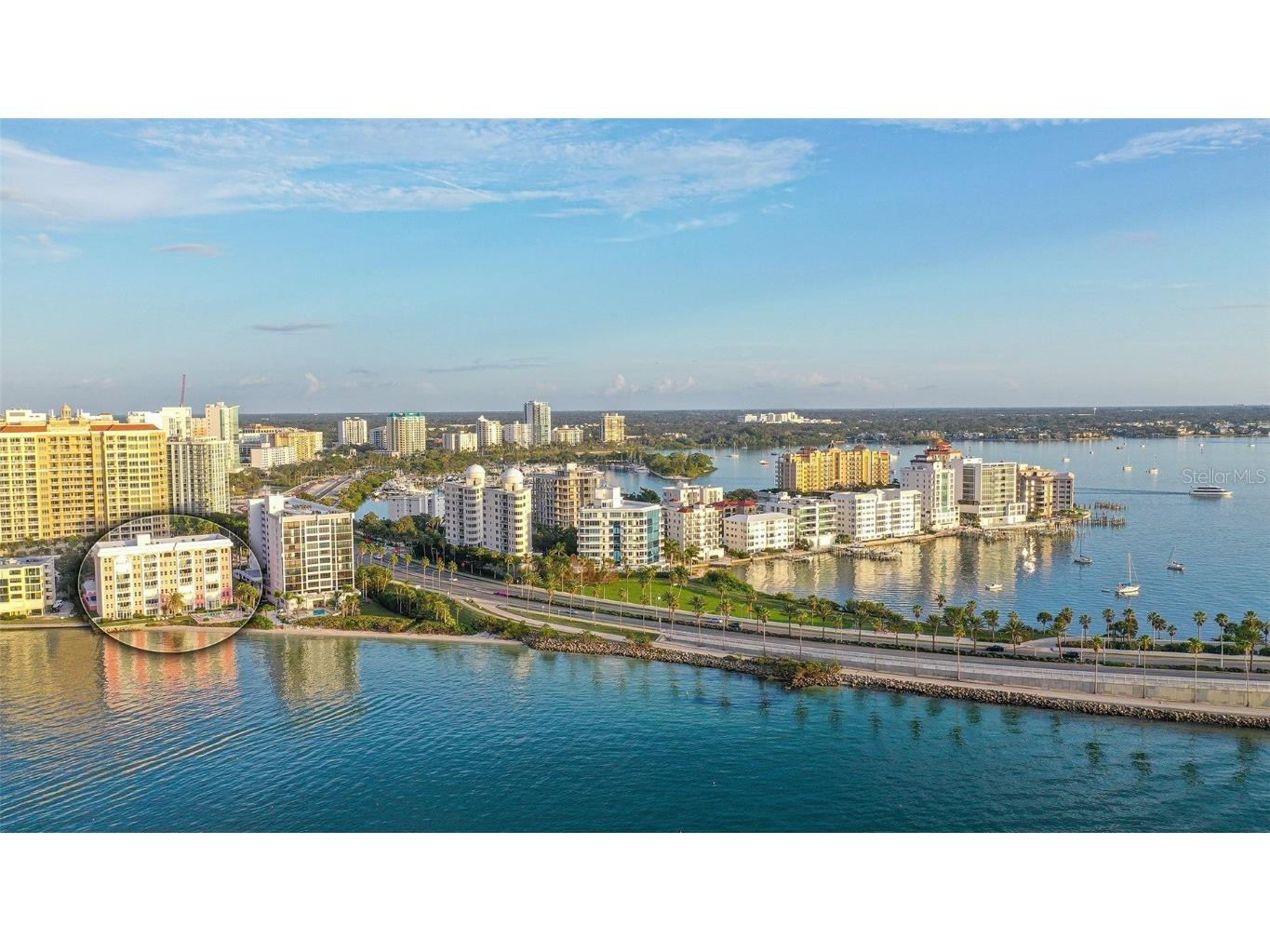 37 Sunset Drive #12 Sarasota FL 34236 - SARASOTA BAY A4644885 image1