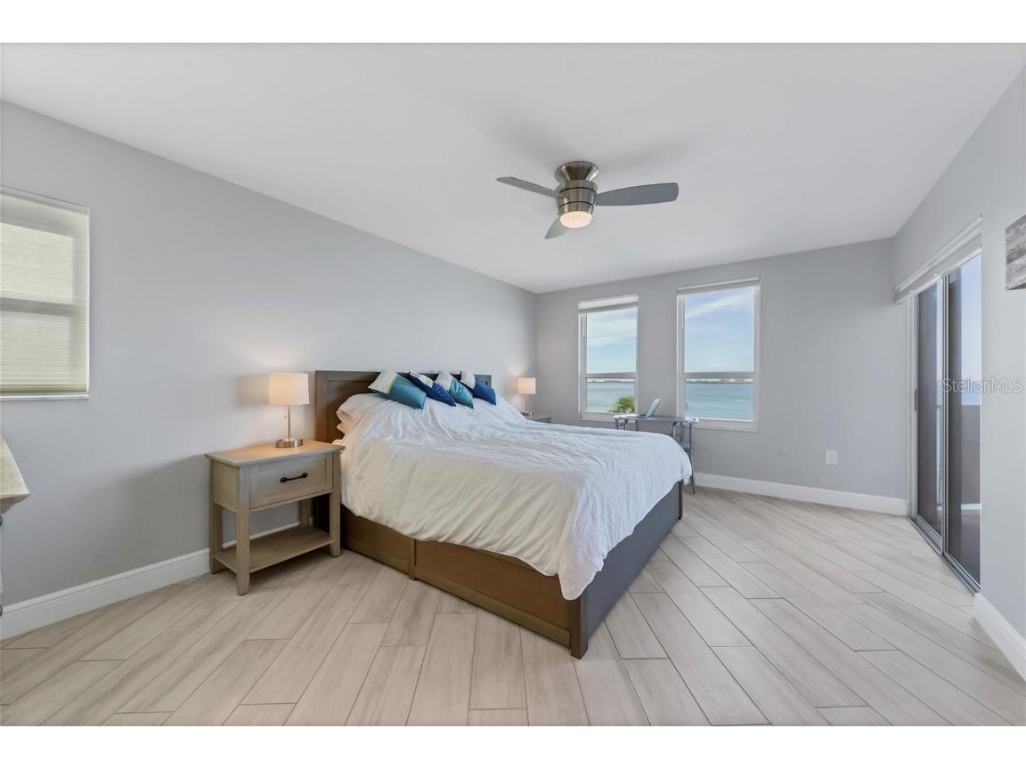 37 Sunset Drive #41 Sarasota FL 34236 A4666714 image11