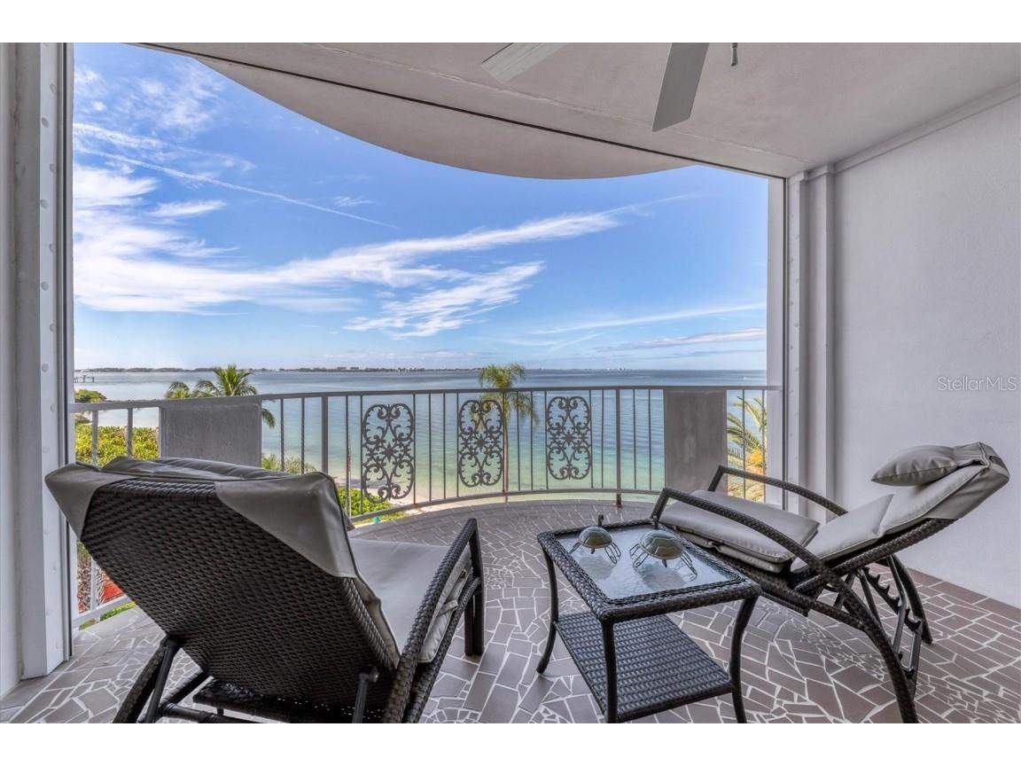 37 Sunset Drive #41 Sarasota FL 34236 A4666714 image18