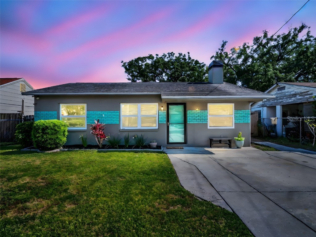 37 W Boyer Street Tarpon Springs FL 34689 TB8382565 image1