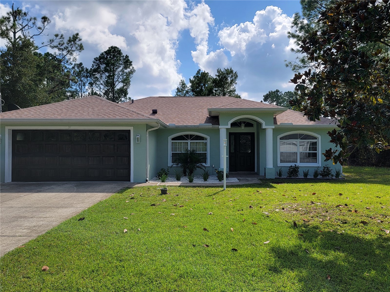 37 Whippoorwill Drive Palm Coast FL 32164 A4698805 image1