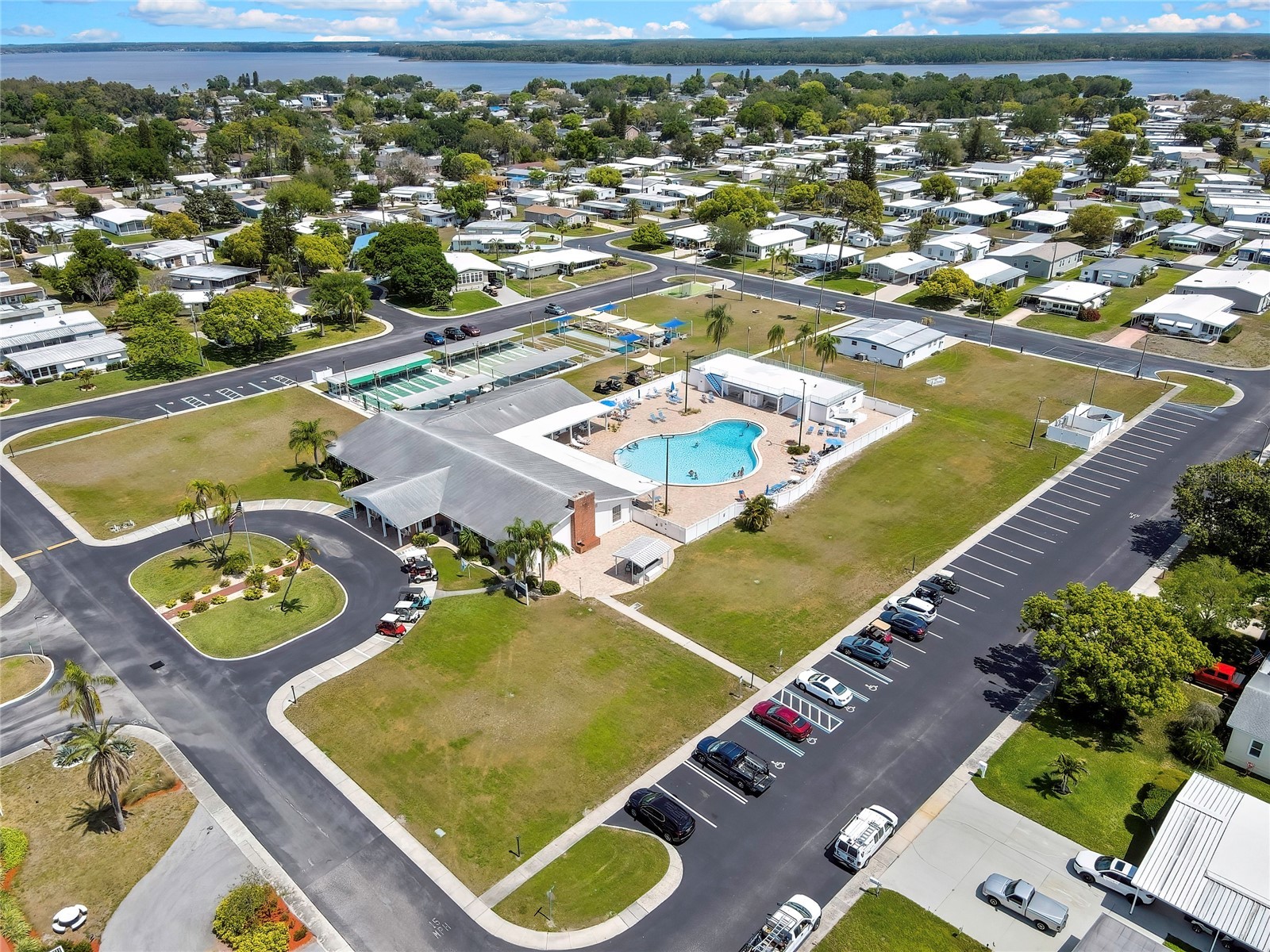 37 William Penn Way #13 Palm Harbor FL 34684 - LAKE TARPON TB8493381 image28