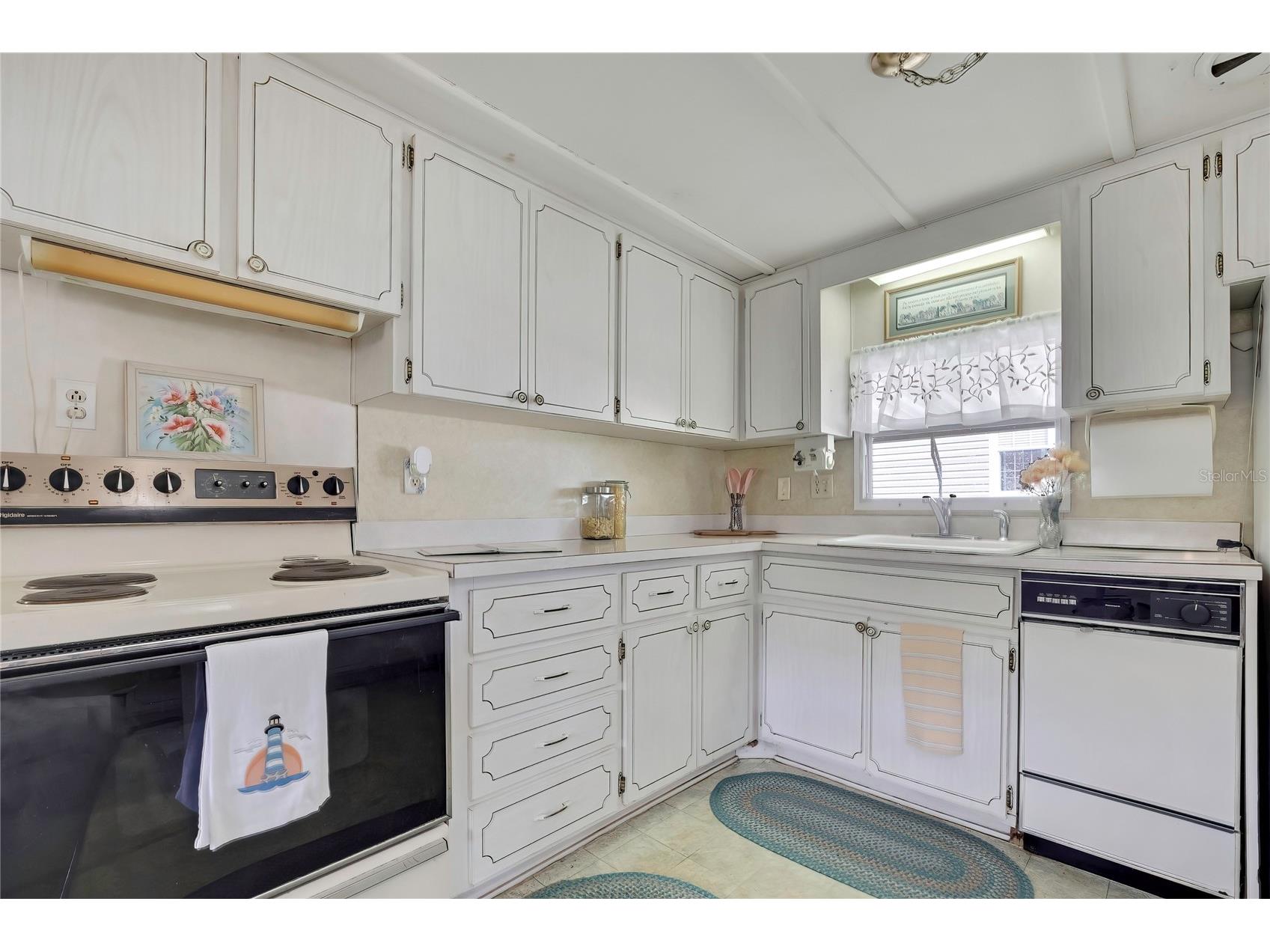 37 William Penn Way #13 Palm Harbor FL 34684 - LAKE TARPON TB8493381 image9