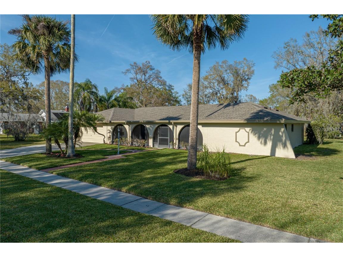 37 Wood Hall Drive Mulberry FL 33860 L4935554 image1