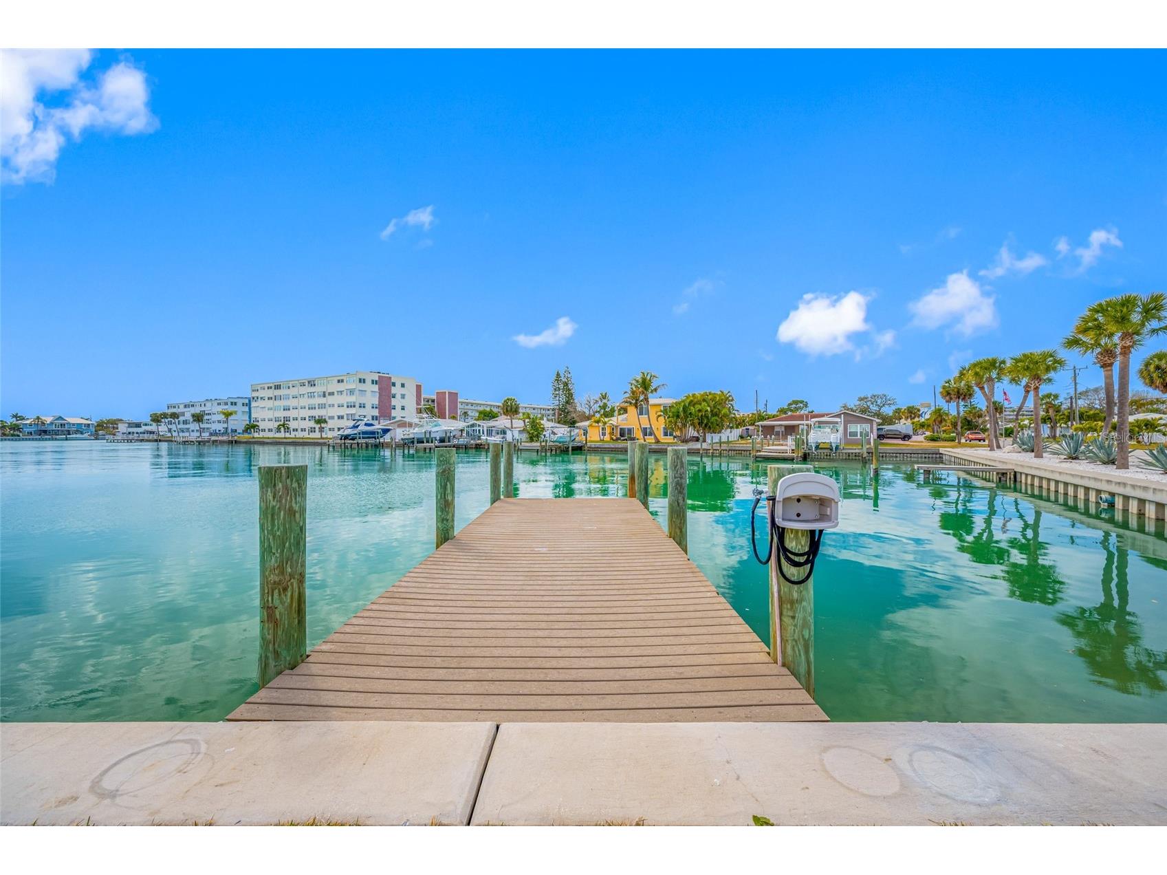 370 59th Avenue Saint Pete Beach FL 33706 - BOCA CIEGA BAY TB8526677 image1