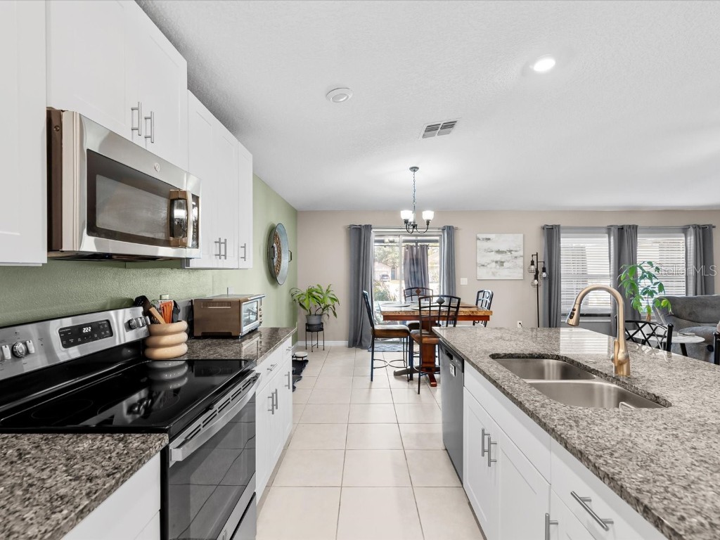 370 Argyll Drive Spring Hill FL 34609 W7881334 image8