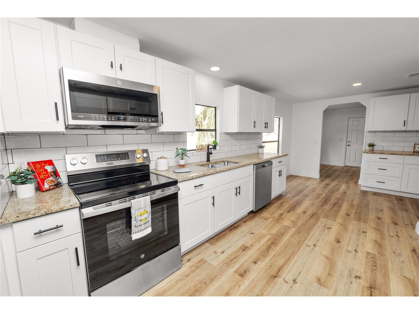 370 Cameron Street Mulberry FL 33860 L4959428 image24