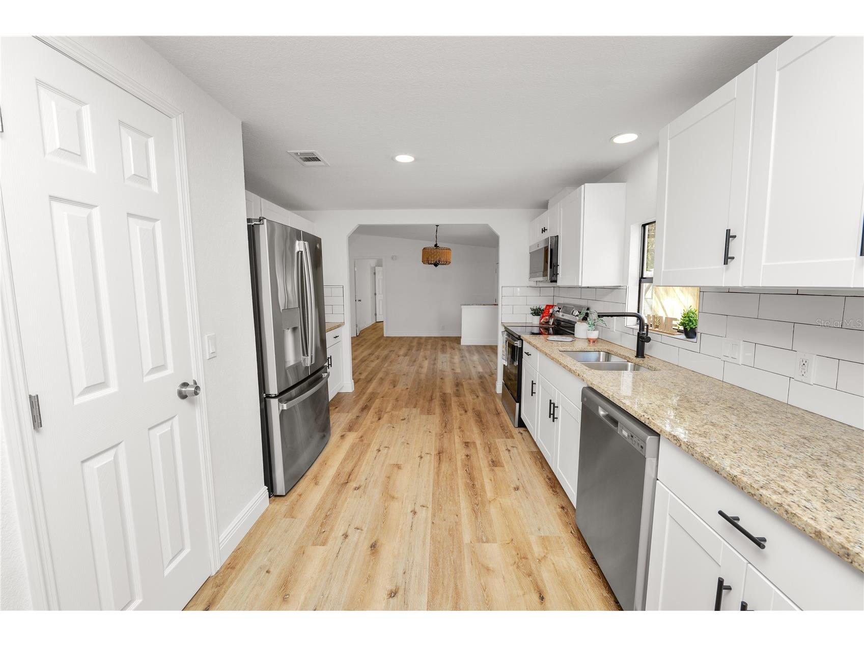 370 Cameron Street Mulberry FL 33860 L4959428 image26