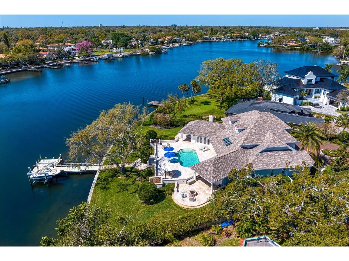 370 Coffee Pot Riviera NE Saint Petersburg FL 33704 TB8358966 image1