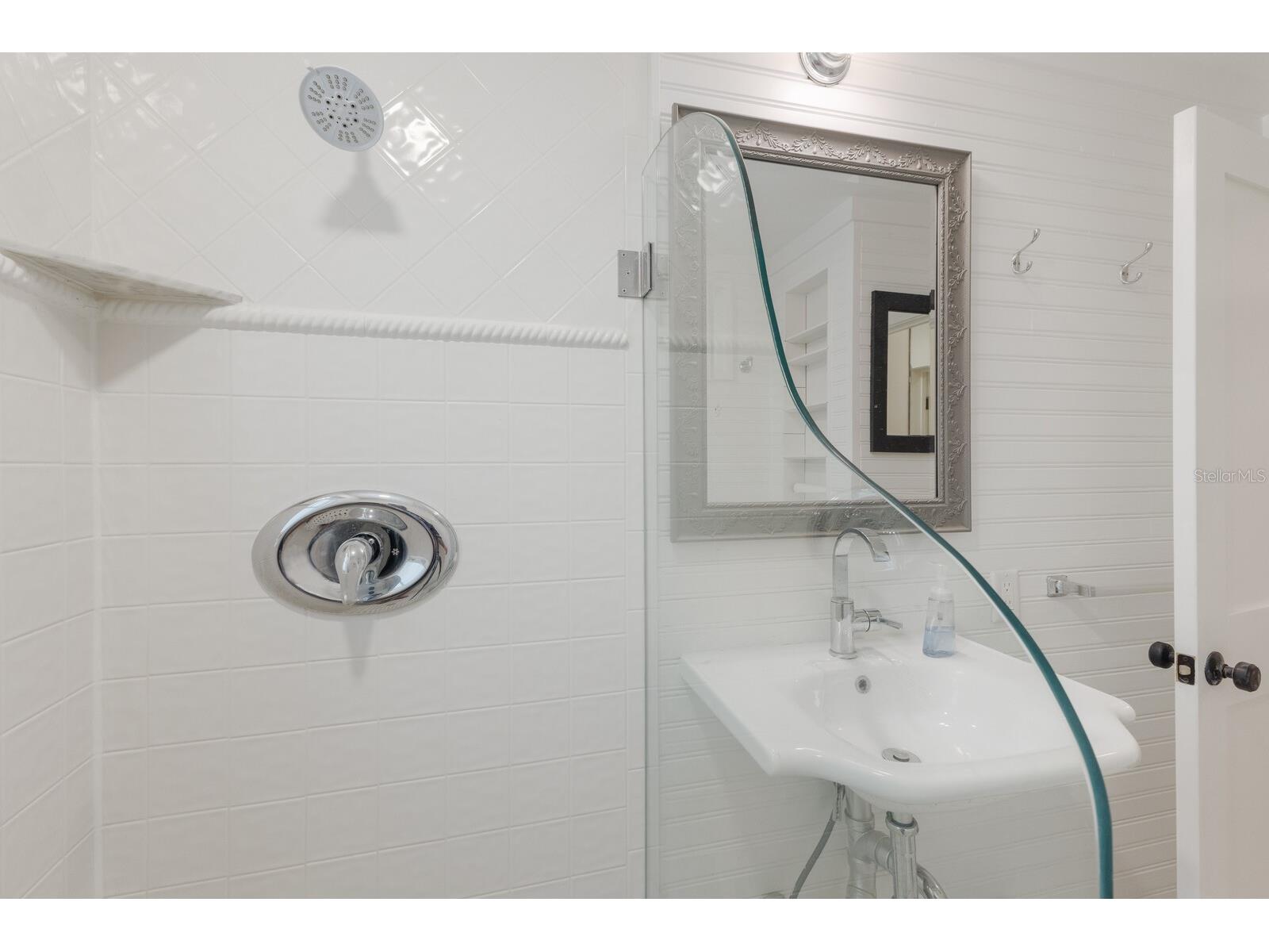 370 E Railroad Avenue #1 Boca Grande FL 33921 D6143365 image24