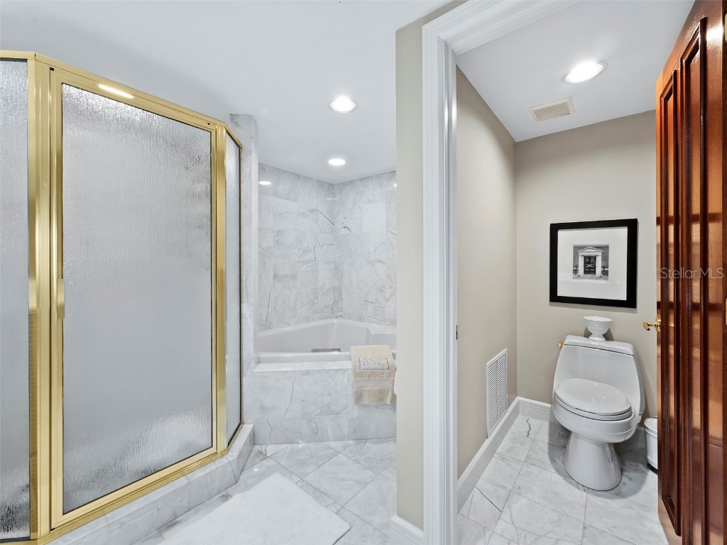 370 Gulf Of Mexico Drive #432 Longboat Key FL 34228 - SARASOTA BAY A4664832 image16