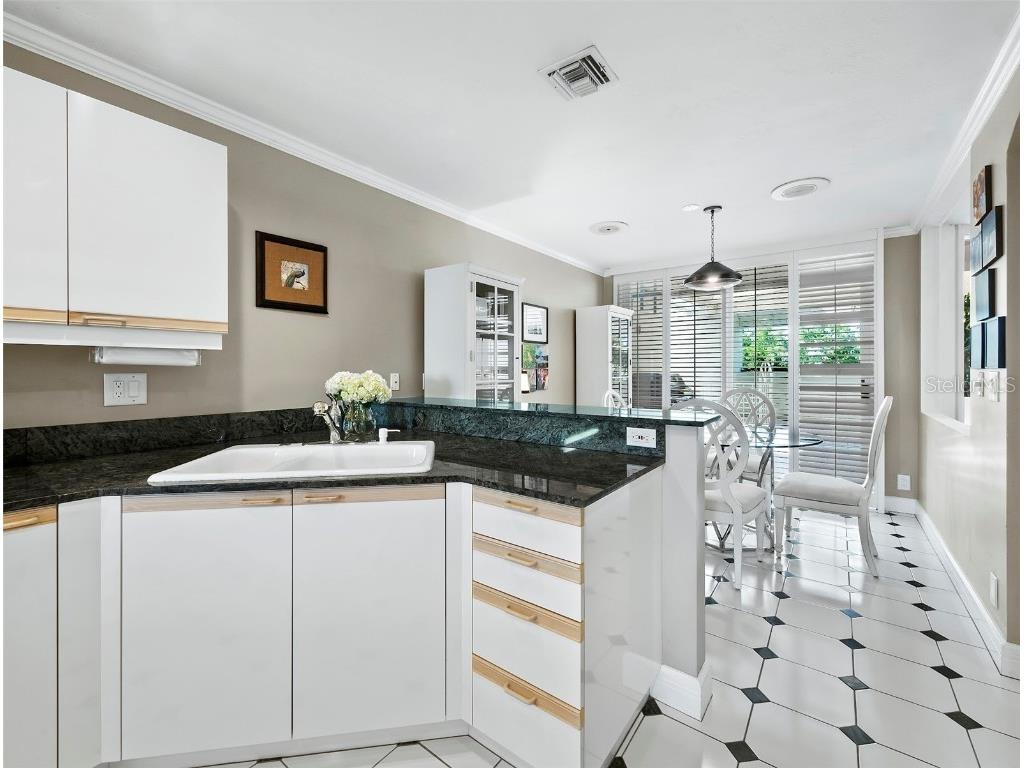 370 Gulf Of Mexico Drive #432 Longboat Key FL 34228 - SARASOTA BAY A4664832 image22