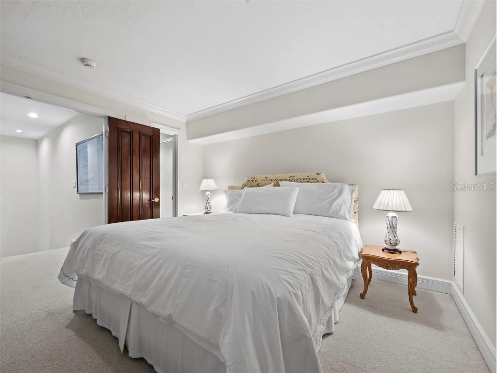 370 Gulf Of Mexico Drive #432 Longboat Key FL 34228 - SARASOTA BAY A4664832 image37