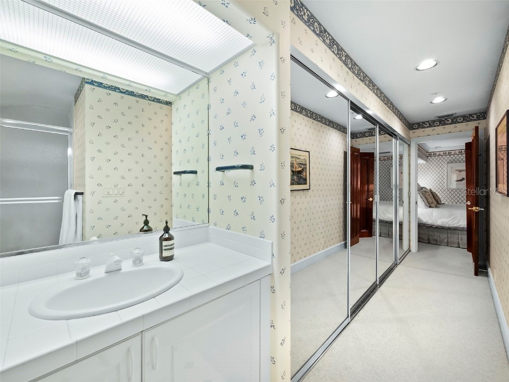 370 Gulf Of Mexico Drive #432 Longboat Key FL 34228 - SARASOTA BAY A4664832 image38