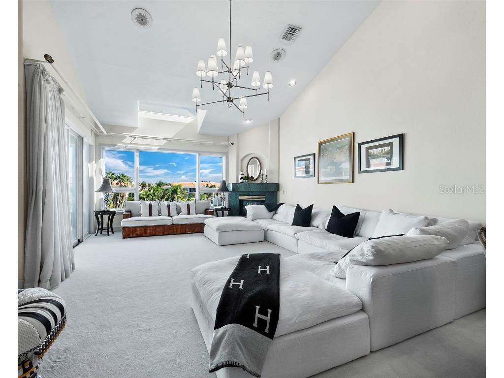 370 Gulf Of Mexico Drive #432 Longboat Key FL 34228 - SARASOTA BAY A4664832 image5