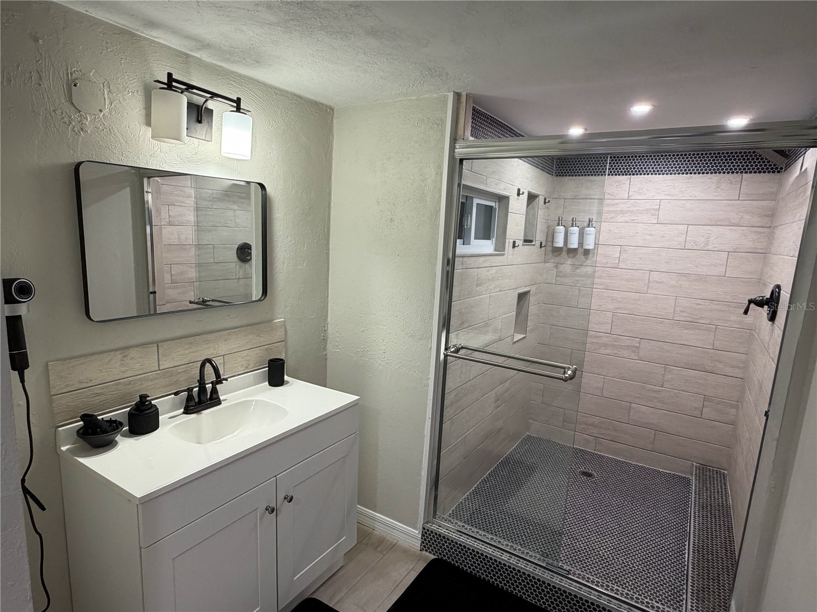 370 Hand Ave Ormond Beach FL 32174 O6408500 image28