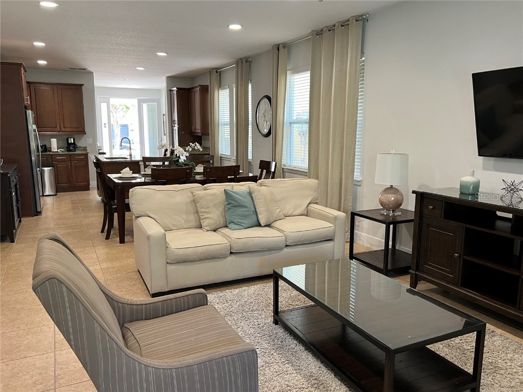 370 Lasso Drive Kissimmee FL 34747 O6186937 image4