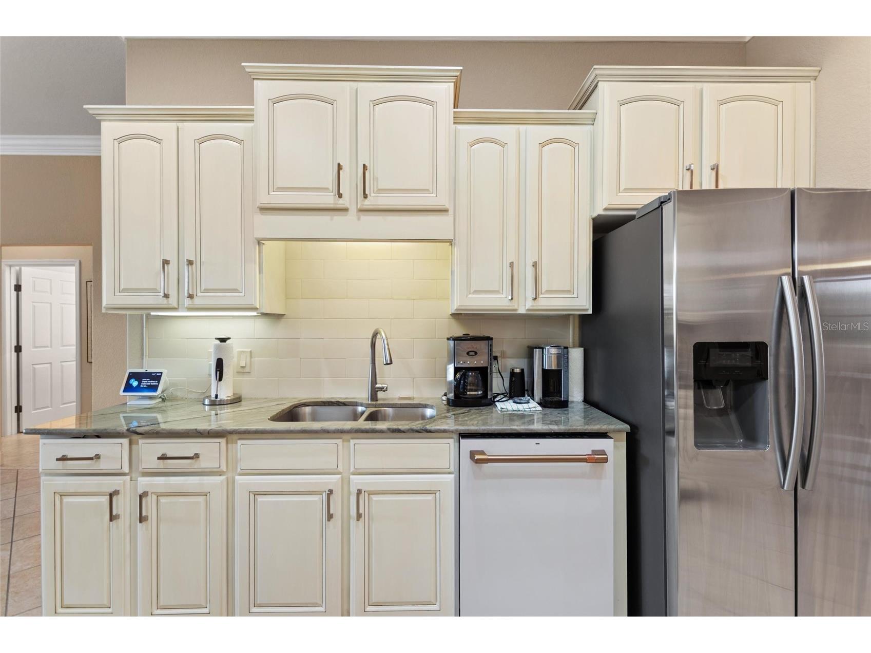 370 Meandering Way Polk City FL 33868 L4958533 image19