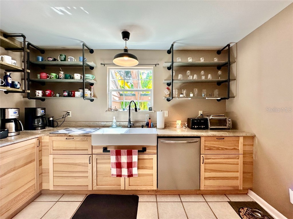 370 NE Gardenia Way Madison FL 32340 OM710482 image12