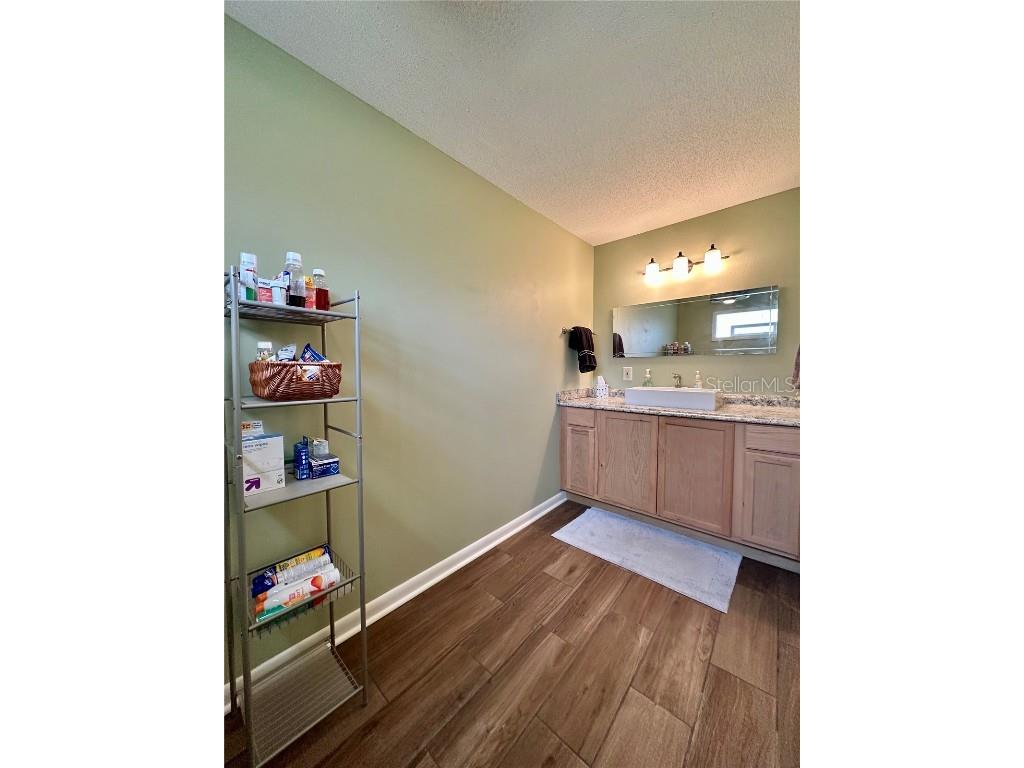 370 NE Gardenia Way Madison FL 32340 OM710482 image20