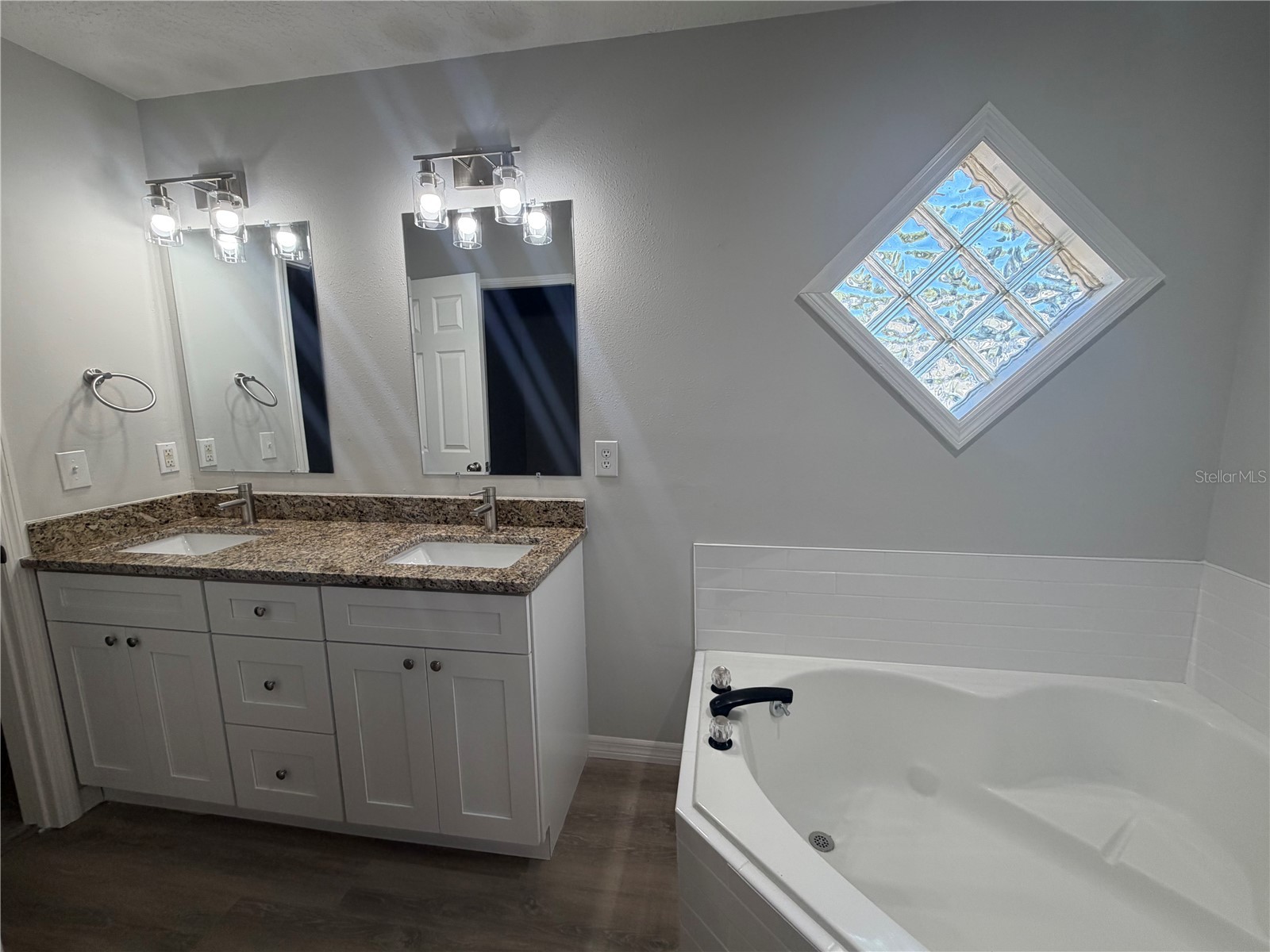 370 S Cobble Court Mount Dora FL 32757 - LAKE DORA/HARRIS CHAIN OF LAKE O6399776 image11