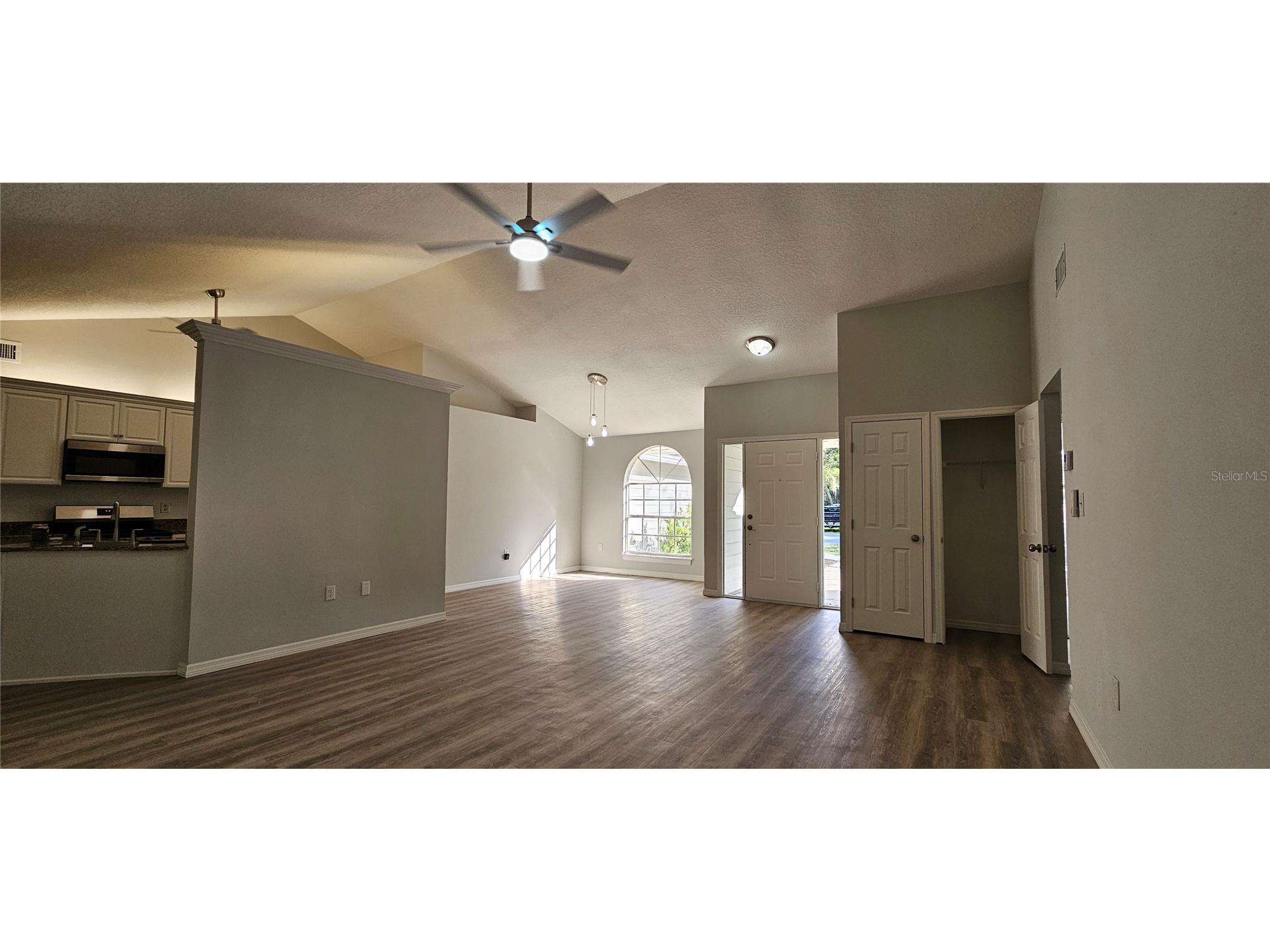 370 S Cobble Court Mount Dora FL 32757 - LAKE DORA/HARRIS CHAIN OF LAKE O6399776 image5