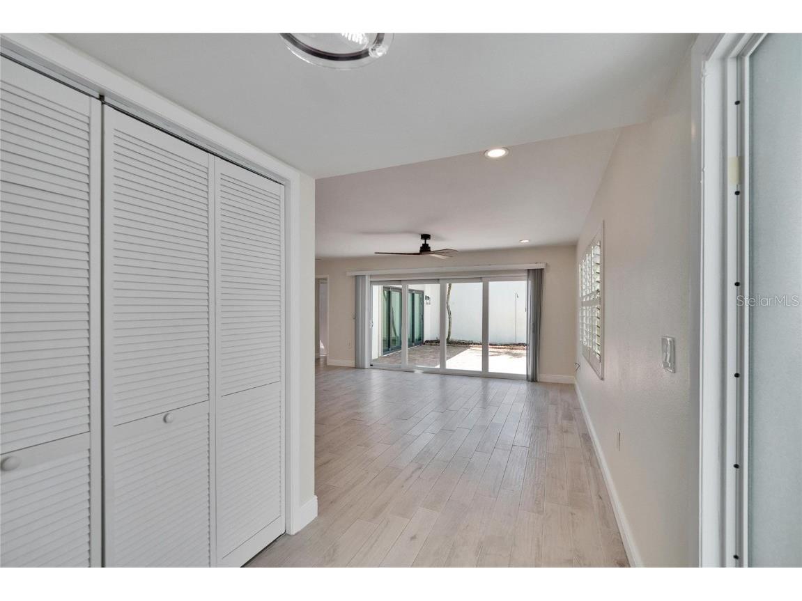 370 S Woodlands Drive Oldsmar FL 34677 TB8361268 image16