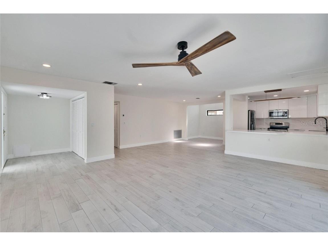 370 S Woodlands Drive Oldsmar FL 34677 TB8361268 image21