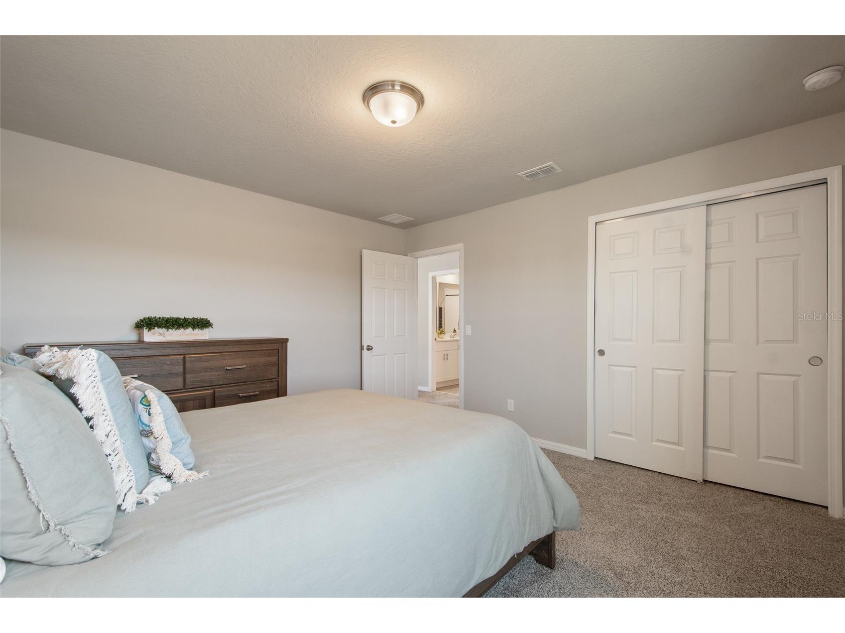 370 Whistling Duck Trail Saint Cloud FL 34771 O6379559 image54