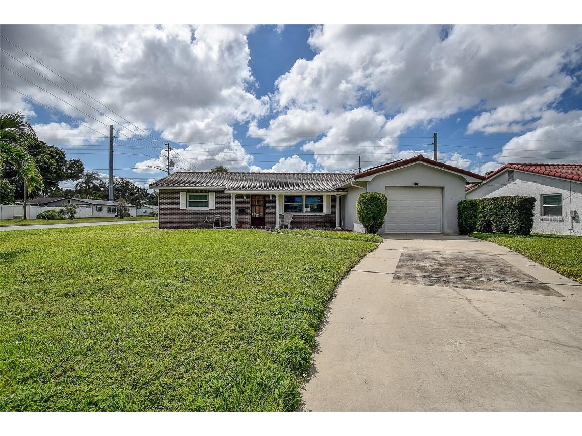 3700 14th Avenue N Saint Petersburg FL 33704 TB8436948 image12